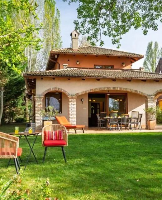 104 - Balatonszárszó Vízparti Luxus Nyaraló