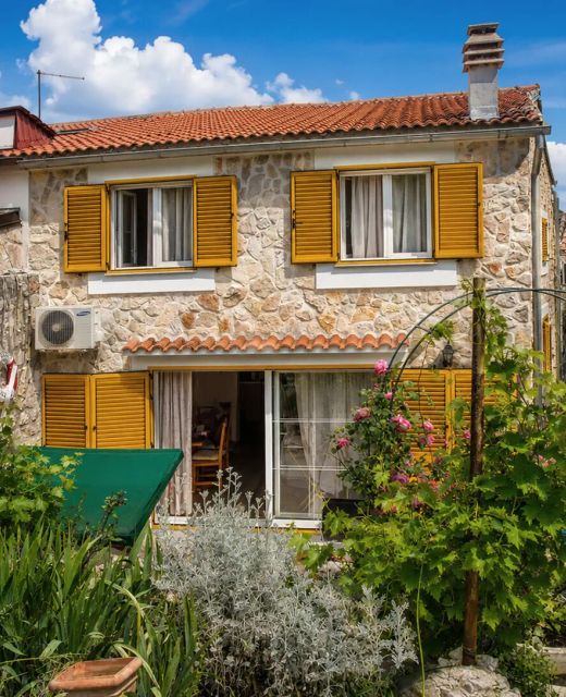 Apartments Sunce Murter