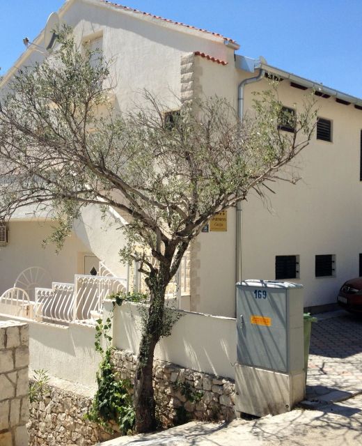 Apartments Cacija Okrug Gornji