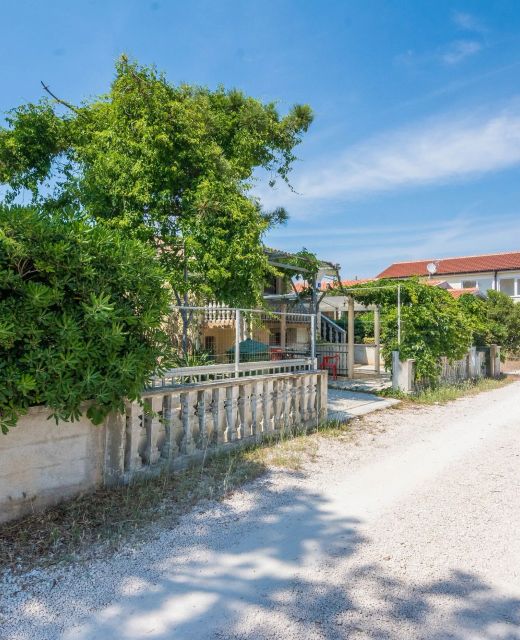Apartments Bilic Vir II
