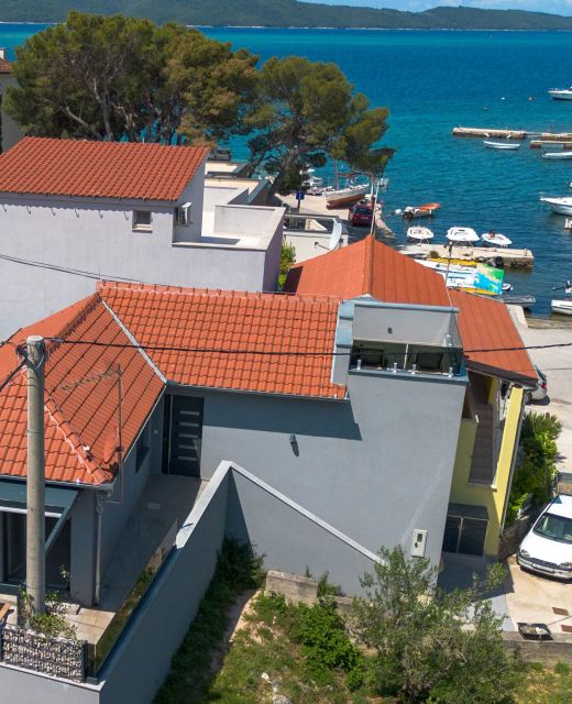 House Luxury Konforta Brodarica