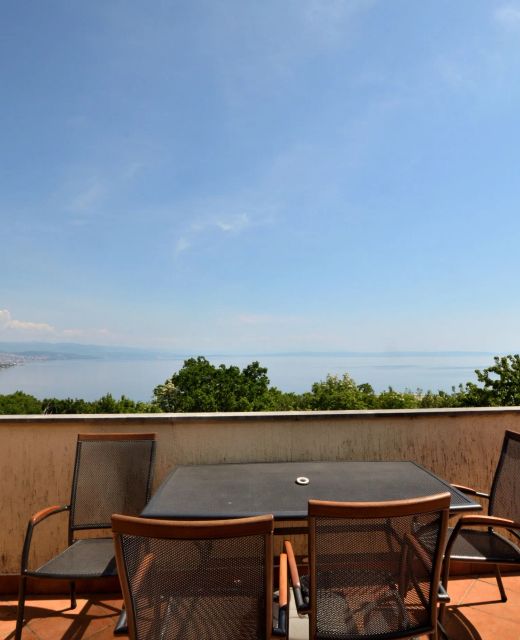 Apartment Mirela Pobri