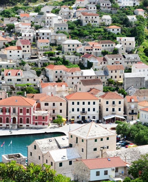 Apartments Tonka Pucisca