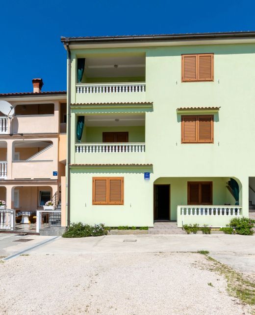 Apartments Mario Lopar