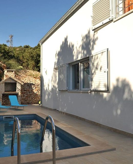 House Josin san Vinisce