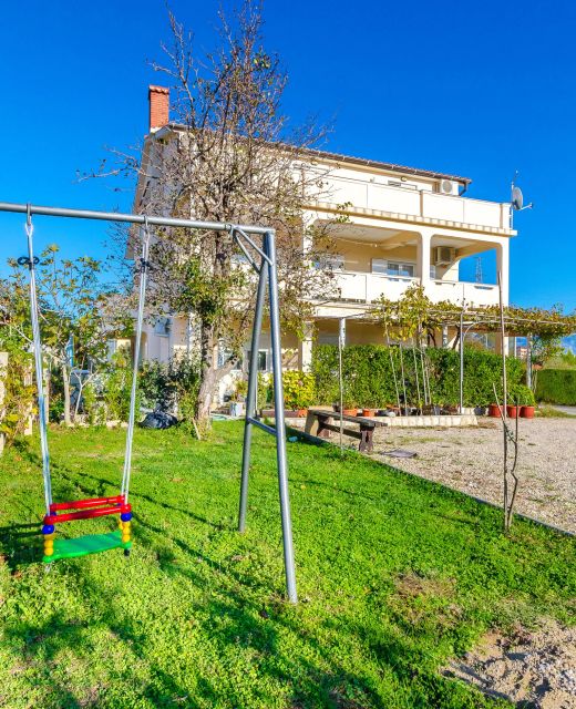 Apartments Marija P Lopar