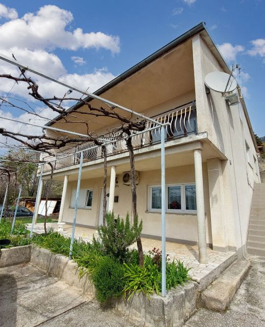 Apartment Robi Bribir