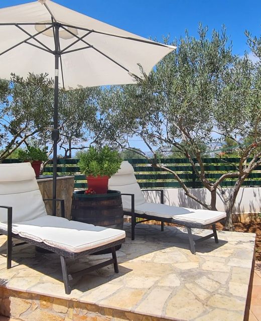 House Relaxing oasis Stari Grad