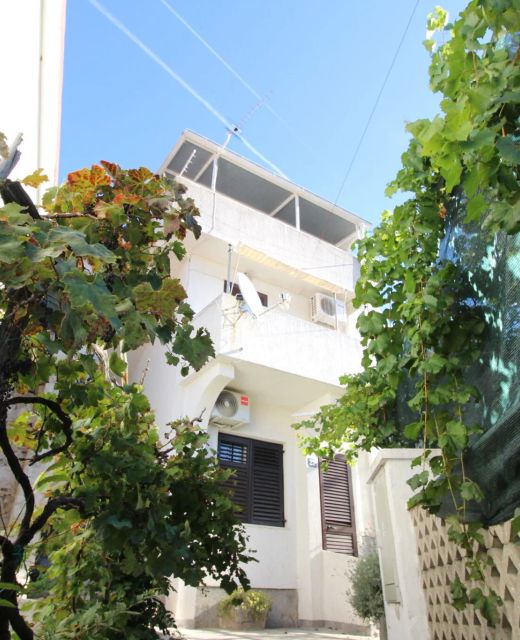 Apartmani Bugi Baška