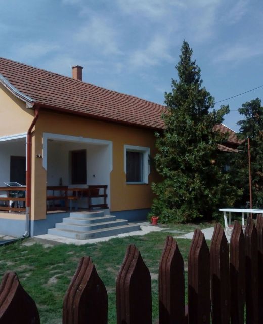 Abádi Eszter Ház Abádszalók