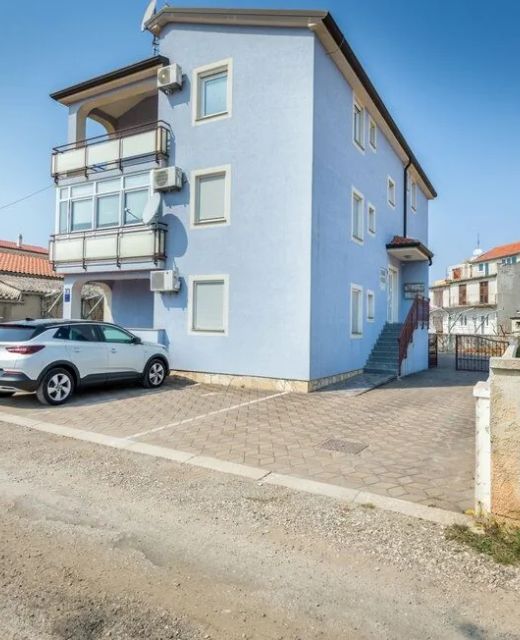 Apartments With Parking Space Fažana - 19494