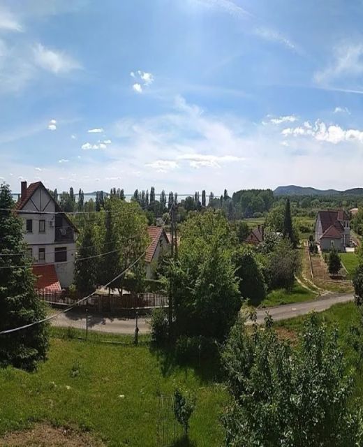 BalatUniversum Apartmanhouse Révfülöp