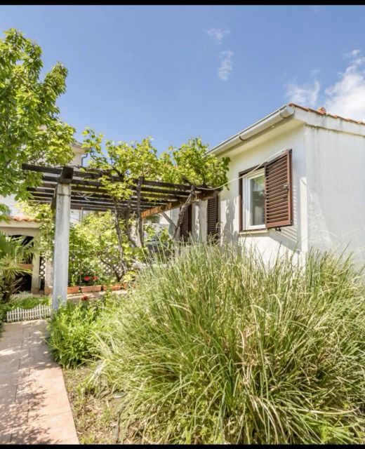 Apartment Romantic Garden Baška 