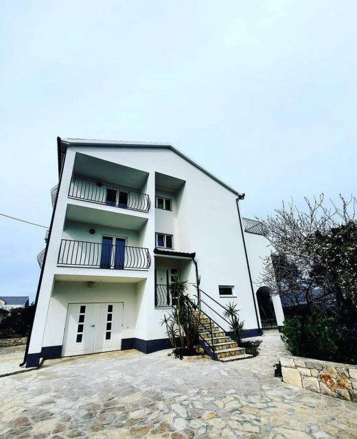 Apartments Esthera Okrug Donji