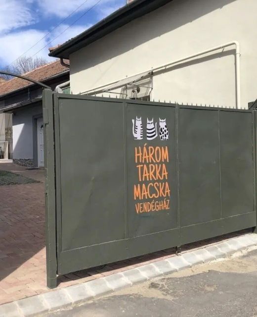 Három Tarka Macska Apartmanok Sárospatak