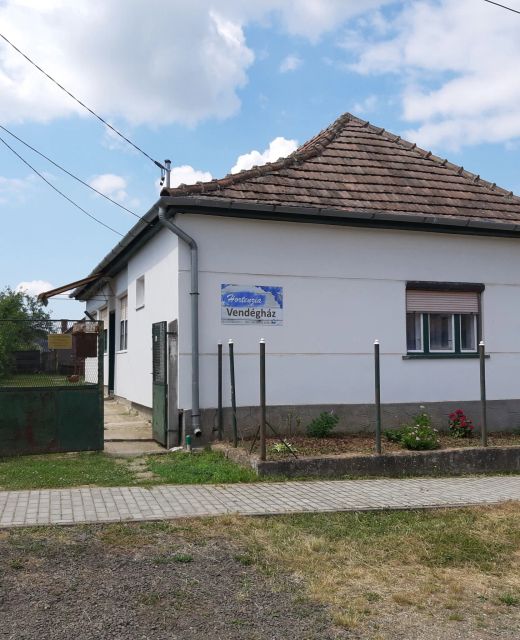 Hortenzia Vendégház Márianosztra