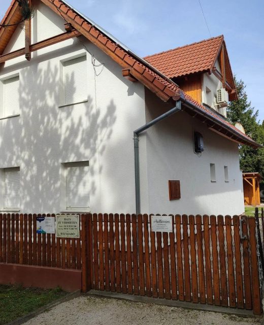 Hollovári Vendégház Harkány