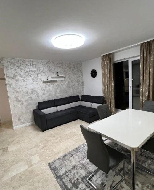 Lectorului Residence 3 rooms Colosseum Mall București