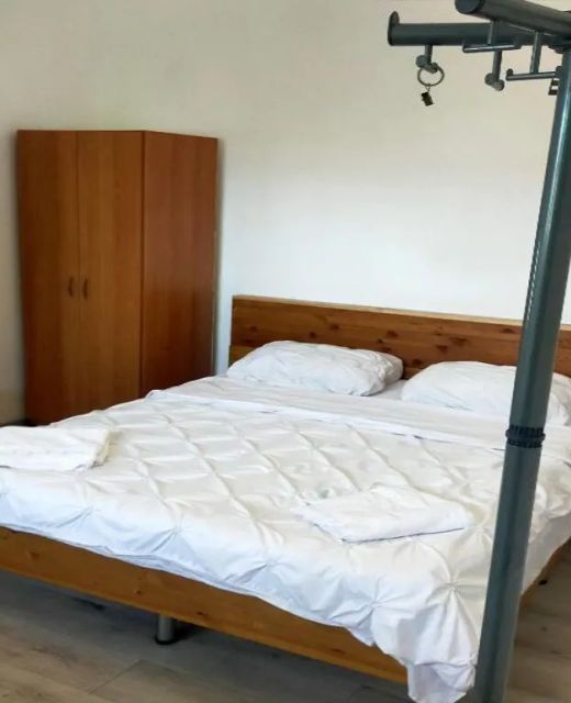 Elena Camere de Închiriat București
