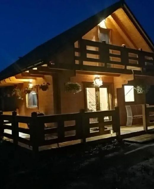 Uroczy nowy domek Karwik