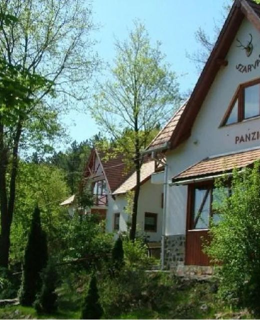 Szarvas Panzió Erdőbénye