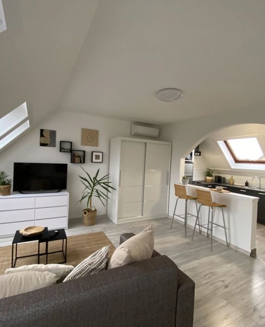 Neva Apartman Eger