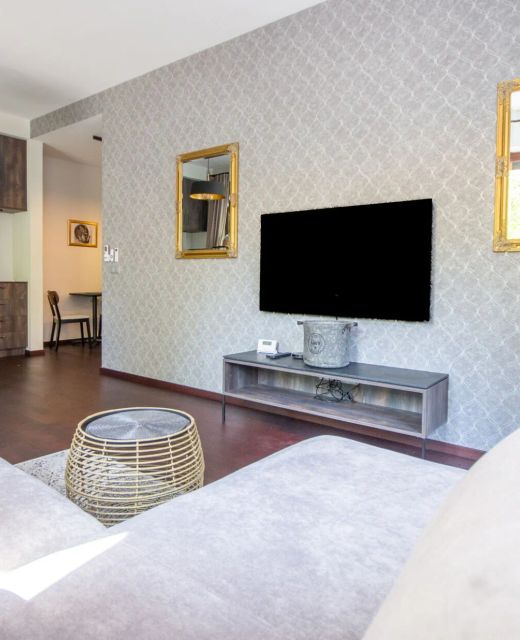 Apartamenty InPoint - Krowoderska 66. 2 sypialnie + ogród.