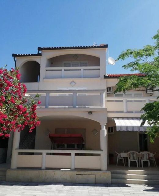 Apartments With Parking Space Vir - 20205