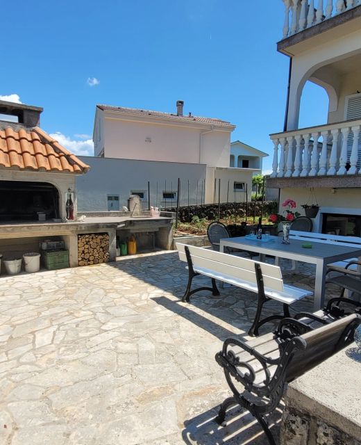 Apartments With Parking Space Sveti Anton, Krk - 20344 Sveti Anton