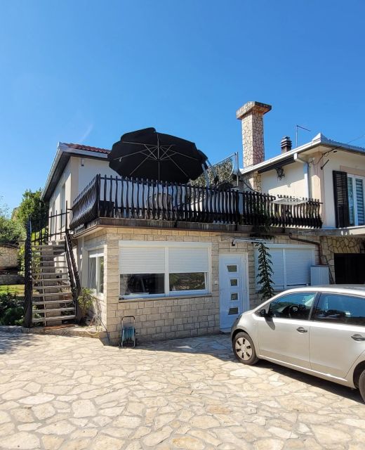 Apartments With Parking Space Malinska, Krk - 20406 Malinska