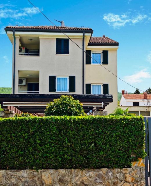 Apartments With Parking Space Punat, Krk - 20408 Punat