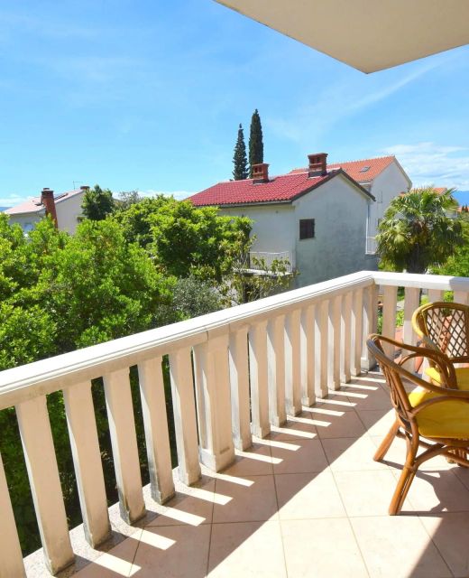 Apartments With Parking Space Malinska, Krk - 20410 Malinska