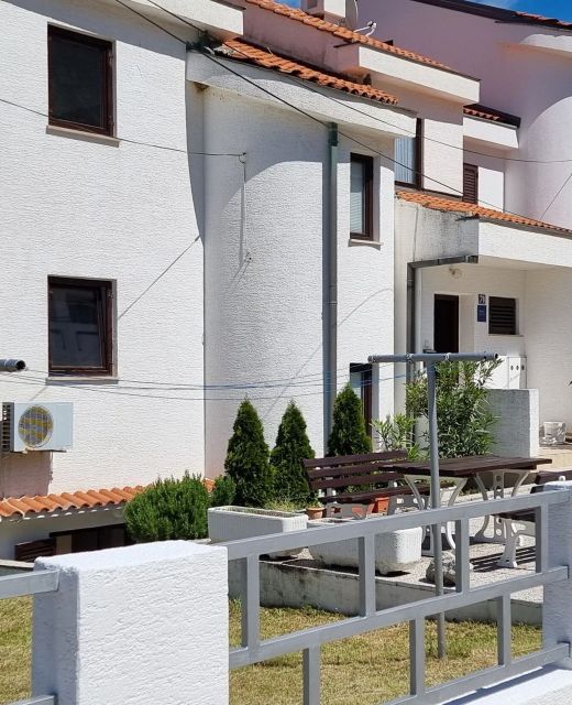 Apartments By The Sea Baška, Krk - 20424 Baška