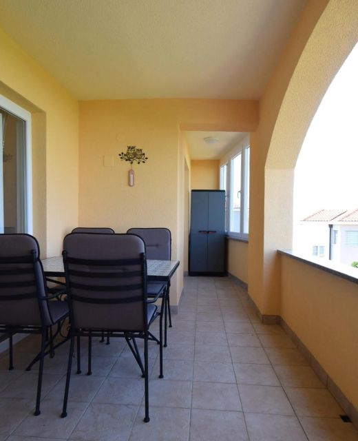 Apartments With Parking Space Vantačići, Krk - 20442 Vantačići