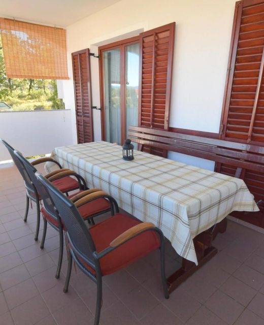 Apartments With Parking Space Njivice, Krk - 20443 Njivice