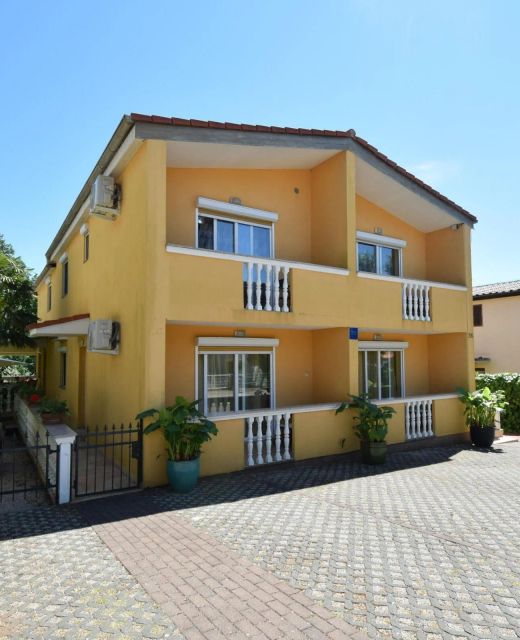 Apartments With Parking Space Njivice, Krk - 20447 Njivice