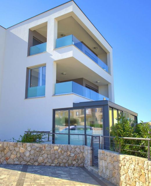 Apartments With Parking Space Vantačići, Krk - 20463 Vantačići