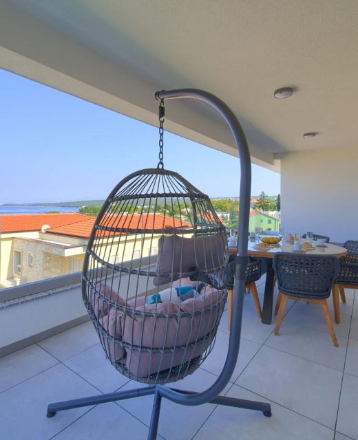 Apartments With Parking Space Malinska, Krk - 20470 Malinska