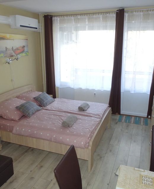 Mona Apartman Csopak
