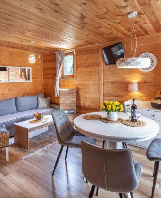 ZACISZE Domek na Kaszubach Brodnica Dolna z balią z jacuzzi