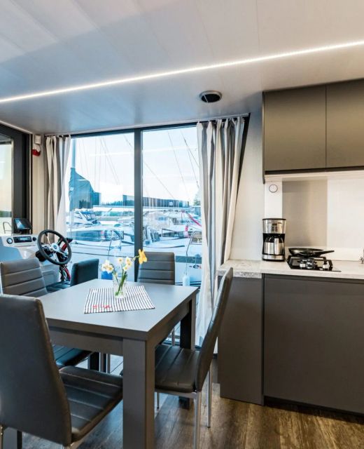 Domki na wodzie Topiko Czarter - Port przy hotelu Ognisty Ptak