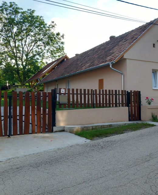 Evetes Vendégház Hidegkút