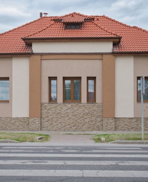 Kővár Vendégház Edelény