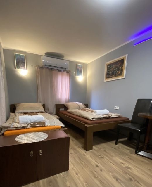 Babér Apartmanház Balatonakarattya