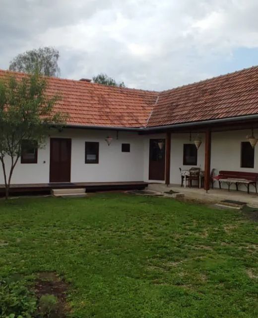 Cabana Becze Lăzarea