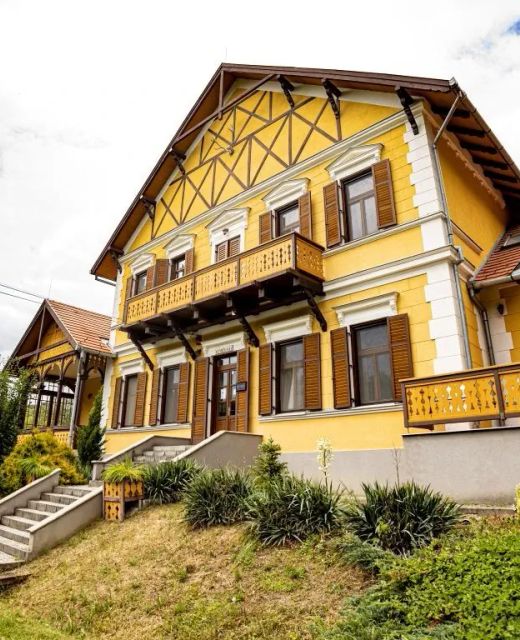 Sasréti Vadászkastély Almamellék