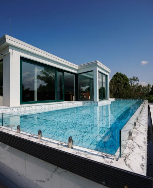 Villa Bauhaus Penthouse Wellness Apartman Siófok