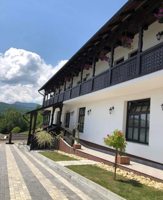 Moșia Dar În Rai Berbești