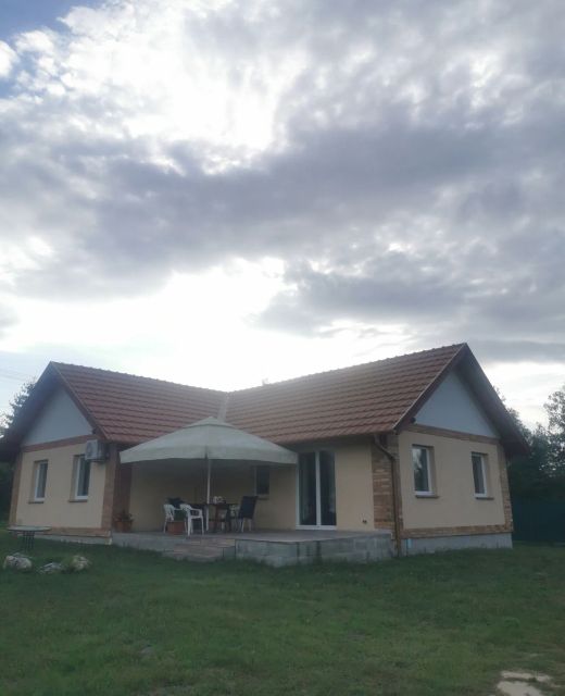 Búbánatvölgy Vöröstölgy Vendégház Esztergom