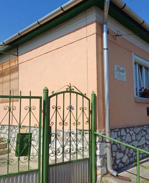 Kossuth Vendégház Cserépfalu